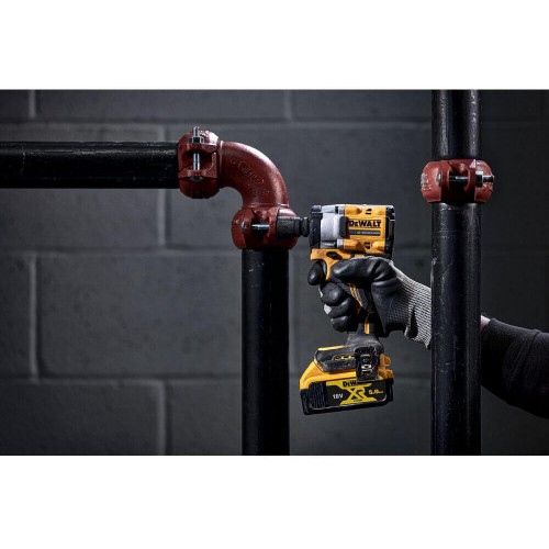 Гайковерт ударный аккумуляторный бесщеточный DeWALT DCF921NT (DCF921NT) - фото 8
