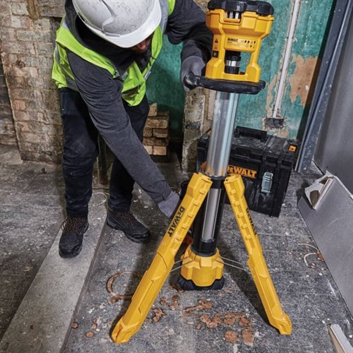 Фонарь светодиодный аккумуляторный DeWALT DCL079 (DCL079) - фото 6