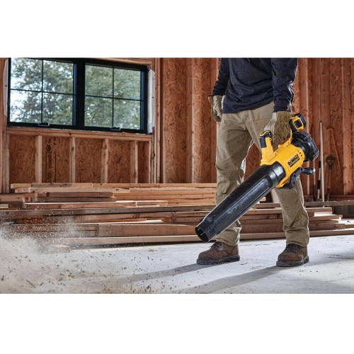 Воздуродувка бесщеточная аккумуляторная DeWALT DCMBL562N - фото 1