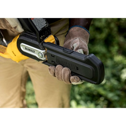 Мини-пилка цепная аккумуляторная бесщеточная DeWALT DCMPS520N - фото 9