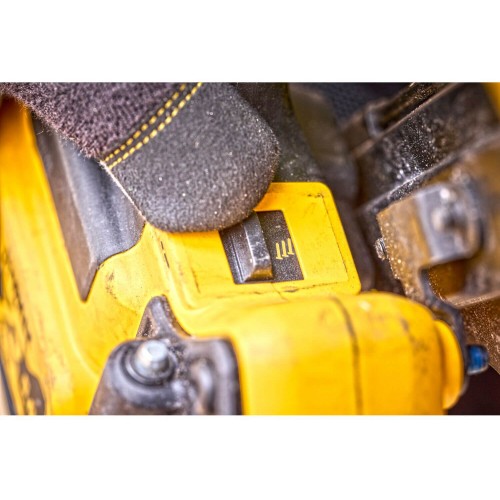 Пістолет цвяхозабивний акумуляторний безщітковий DeWALT DCN930N - фото 9