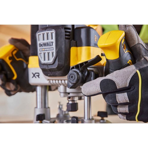 Фрезер акумуляторний безщітковий DeWALT DCW620NT - фото 11