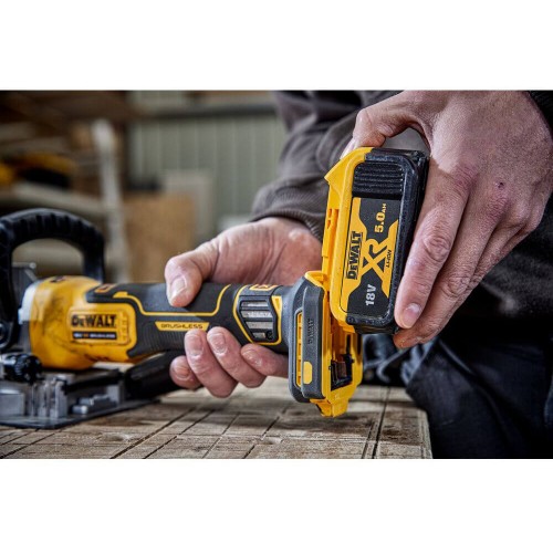 Фрезер аккумуляторный бесщеточный DeWALT DCW682NT (DCW682NT) - фото 12