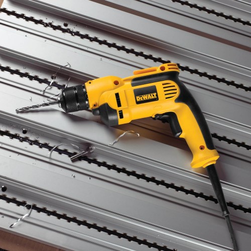Дриль DeWalt DWD112S мережевий, ШЗП 0.7 кВт (DWD112S) - фото 1