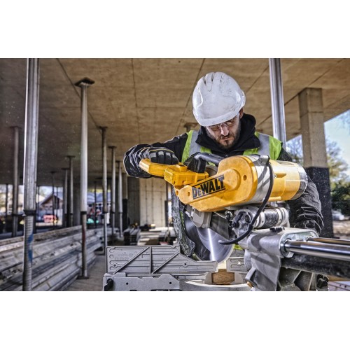 Пила торцовочная DeWALT DWS780 (DWS780) - фото 5